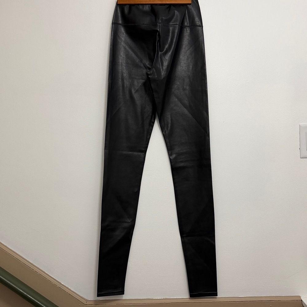 Wilfred Daria Black Faux Leather Leggings - Picture 3 of 10